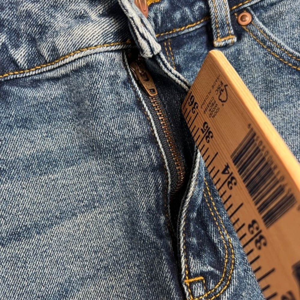 ASOS Design Straight Leg Jeans Medium Wash Denim Men Size 32x30 - Picture 4 of 14